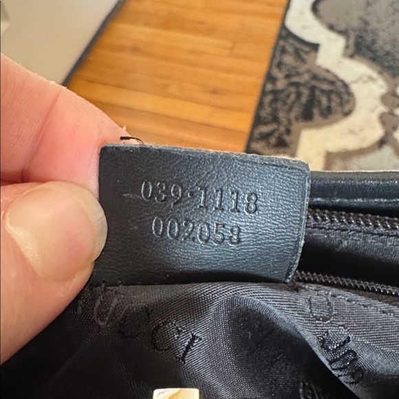 Vintage Gucci Pink and Black Shoulder Bag - Picture 11 of 12